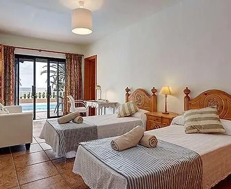 Sleeps 8 Pool Wifi * コスタ・テギセ
